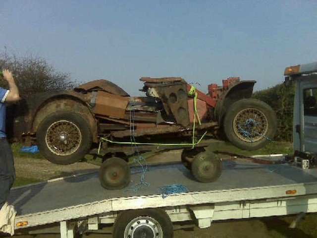 Rescued attachment Healey 100 on its way home March 09.JPG